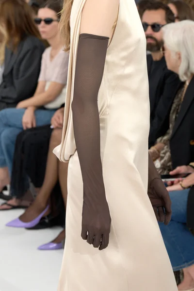 Look 138